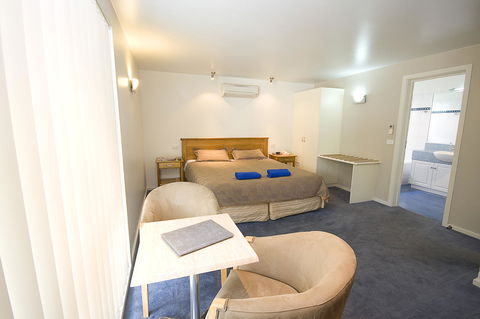 Anchorage Motel & Villas Lorne - Accommodation Newcastle 9