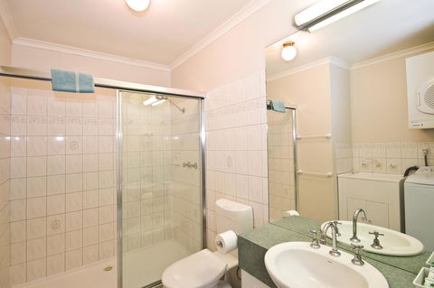 Anchorage Motel & Villas Lorne - Accommodation Newcastle 33