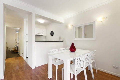Melbourne Luxury Paradise - Accommodation Newcastle 6