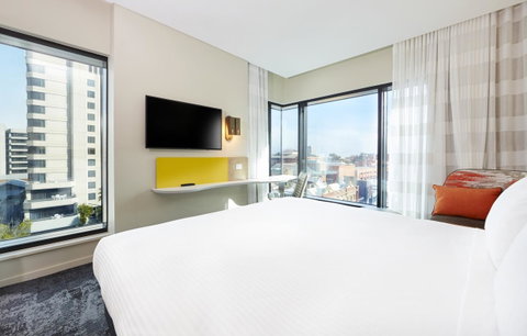 Holiday Inn Express Melbourne Southbank, An IHG Hotel - Accommodation Newcastle 2