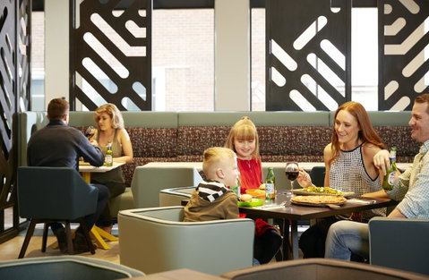 Holiday Inn Express Melbourne Southbank, An IHG Hotel - Accommodation Newcastle 6