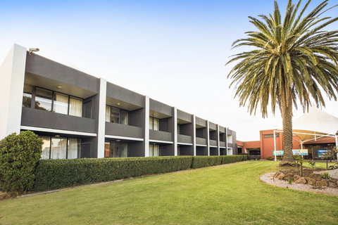 Nightcap At Seaford Hotel - Accommodation Newcastle 6