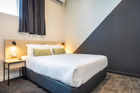 Nightcap At Seaford Hotel - Accommodation Newcastle 2