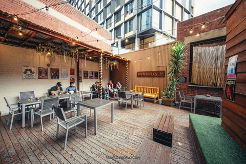 Nomads Melbourne Backpackers - Accommodation Newcastle 6