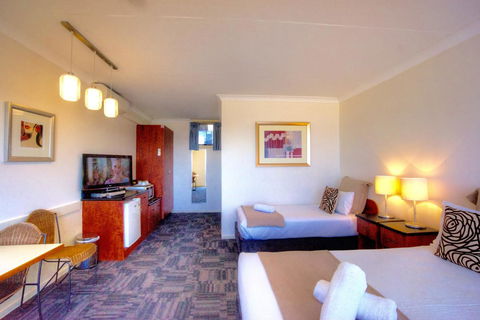 The Sandridge Motel - Accommodation Newcastle 10