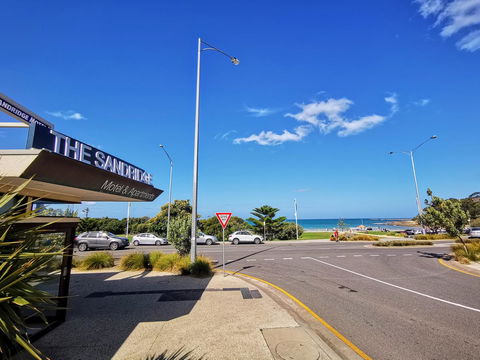 The Sandridge Motel - Accommodation Newcastle 3