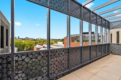 The Royce - Accommodation Newcastle 28