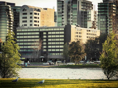 Mercure Melbourne Albert Park - Accommodation Newcastle 0