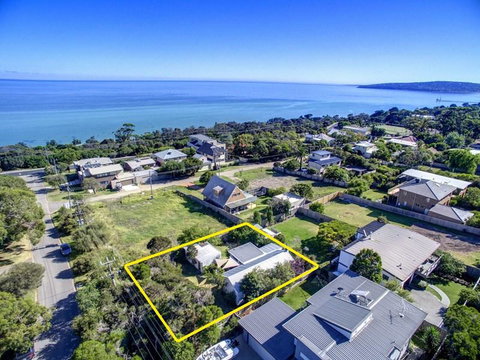 Dromana Holiday Beach House - Accommodation Newcastle 0