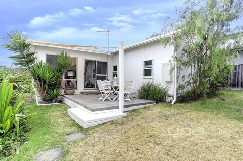 Dromana Holiday Beach House - Accommodation Newcastle 14