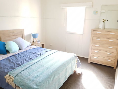 Dromana Holiday Beach House - Accommodation Newcastle 2