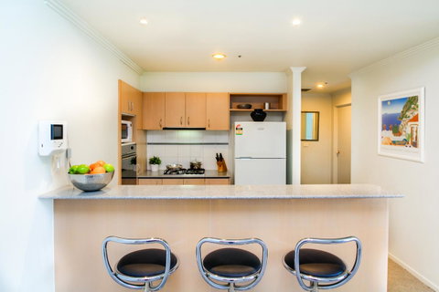 Southbank Apartments 28 Southgate - Accommodation Newcastle 2