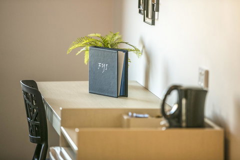 Nightcap At The Cheeky Squire - Accommodation Newcastle 15