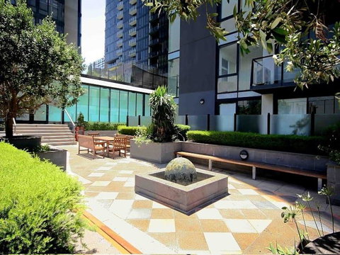 3BR Apartment At Victoria Tower Southbank - Accommodation Newcastle 19
