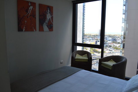 3BR Apartment At Victoria Tower Southbank - Accommodation Newcastle 10