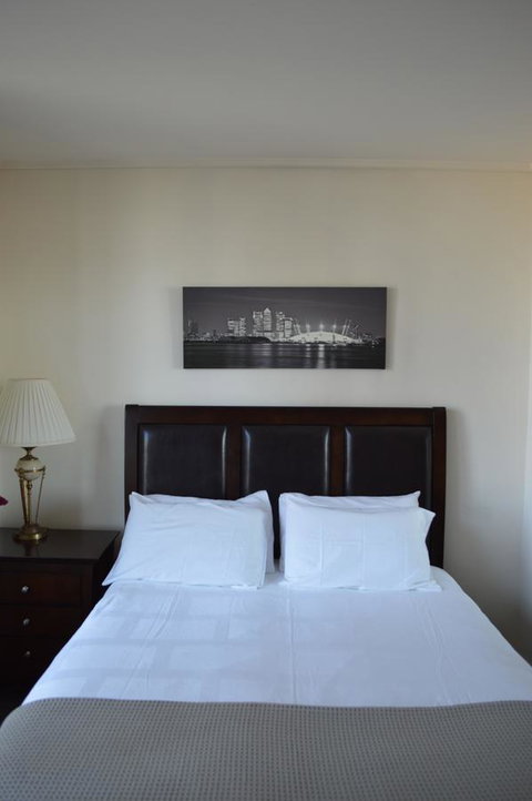 3BR Apartment At Victoria Tower Southbank - Accommodation Newcastle 12