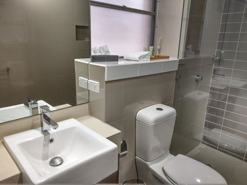 North Melbourne Retreat - Accommodation Newcastle 10