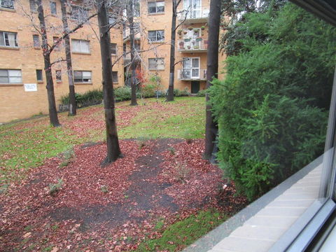 North Melbourne Retreat - Accommodation Newcastle 17