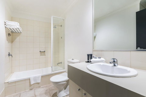 Mantra City Central - Accommodation Newcastle 3