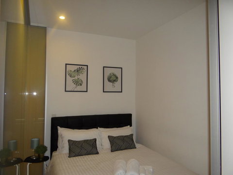 Amazing Accommodations: Vogue - Accommodation Newcastle 8