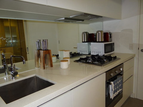 Amazing Accommodations: Vogue - Accommodation Newcastle 44