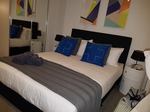 Amazing Accommodations: Vogue - Accommodation Newcastle 0