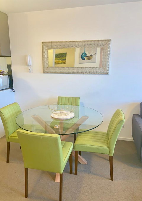 Luxury Apartments With View - Accommodation Newcastle 30