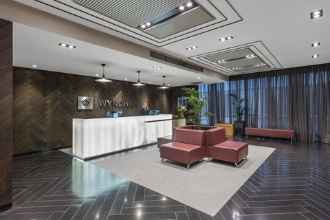 Wyndham Hotel Melbourne - Accommodation Newcastle 2