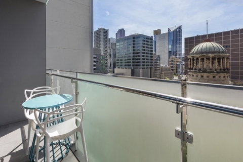 Wyndham Hotel Melbourne - Accommodation Newcastle 7