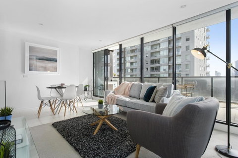 Complete Host Tiara Apartments - Accommodation Newcastle 22