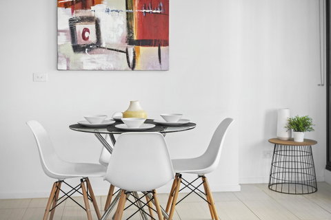 Complete Host Tiara Apartments - Accommodation Newcastle 5