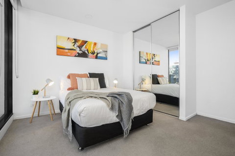 Complete Host Tiara Apartments - Accommodation Newcastle 13