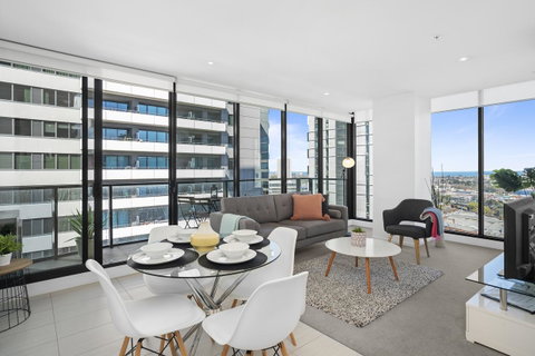 Complete Host Tiara Apartments - Accommodation Newcastle 17