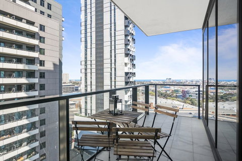 Complete Host Tiara Apartments - Accommodation Newcastle 11