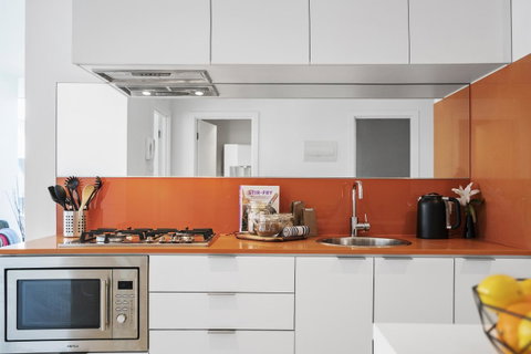 Complete Host Tiara Apartments - Accommodation Newcastle 2