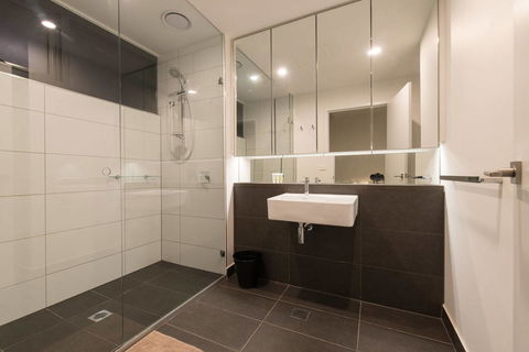 Doncaster Private Collection 2 Bed Townhouse@Pearl - Accommodation Newcastle 9
