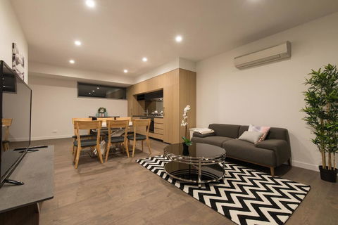 Doncaster Private Collection 2 Bed Townhouse@Pearl - Accommodation Newcastle 0