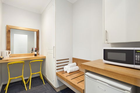 The International Motel Apollo Bay - Accommodation Newcastle 31