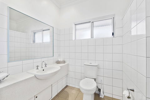 The International Motel Apollo Bay - Accommodation Newcastle 29