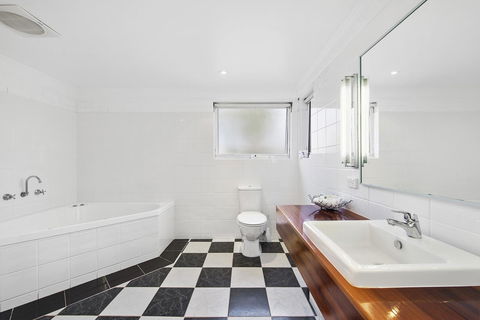 The International Motel Apollo Bay - Accommodation Newcastle 22