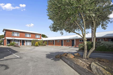 The International Motel Apollo Bay - Accommodation Newcastle 4