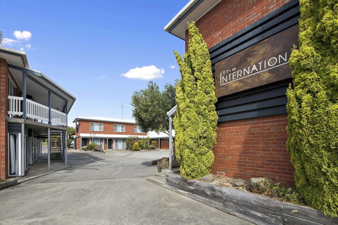 The International Motel Apollo Bay - Accommodation Newcastle 3