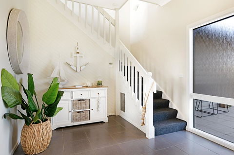 Beachside House - Accommodation Newcastle 11