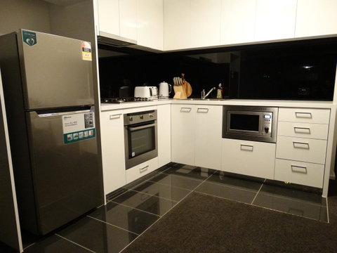 Cloud9 Luxury Apartments - Accommodation Newcastle 5