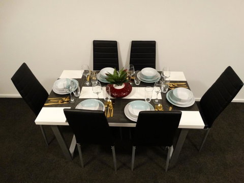 Cloud9 Luxury Apartments - Accommodation Newcastle 14