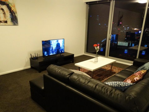 Cloud9 Luxury Apartments - Accommodation Newcastle 15