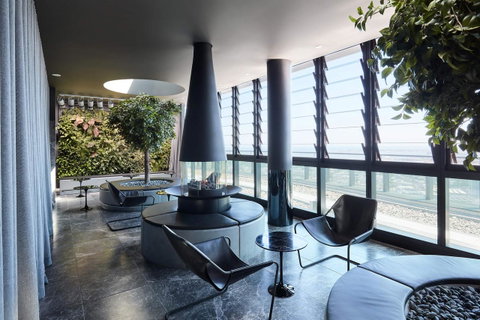 Shadow Play By Peppers - Accommodation Newcastle 10