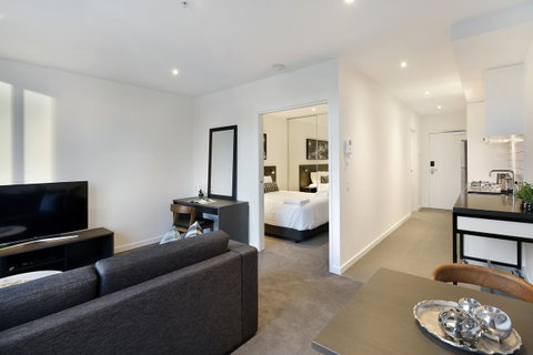 Experience Bella Hotel Apartments - Accommodation Newcastle 32