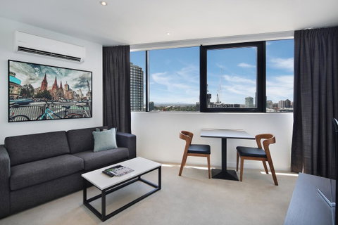 Experience Bella Hotel Apartments - Accommodation Newcastle 41