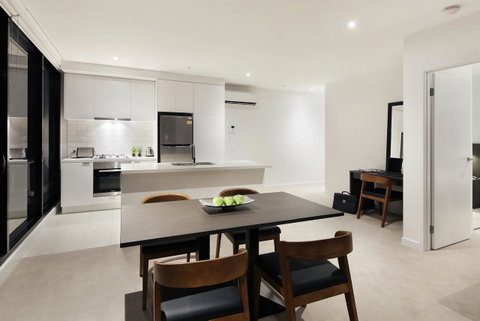 Experience Bella Hotel Apartments - Accommodation Newcastle 20